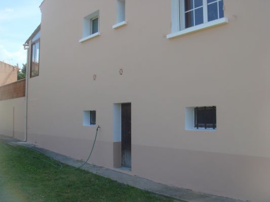 Ravalement d'une façade sur la commune de Berre l'Etang